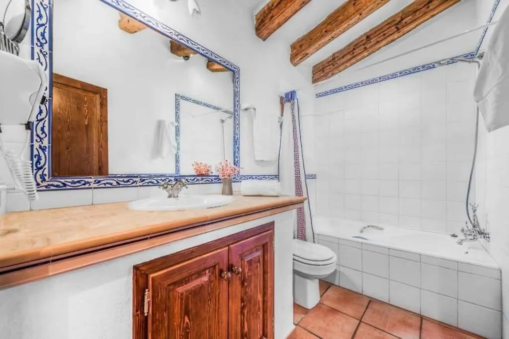 Pretty Villa Close To Cala San Vicente By Renthousing